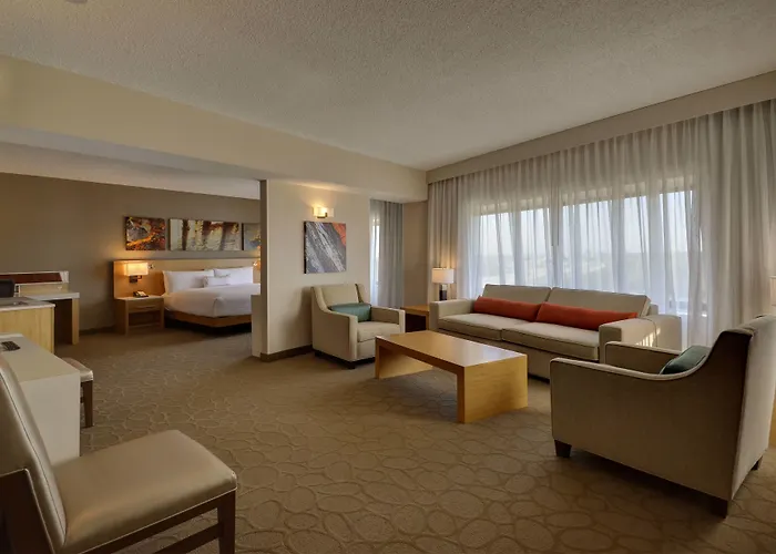 Renaissance Chicago Hotel 4*