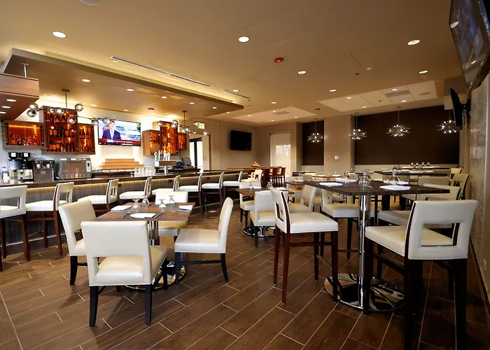 Hotel Renaissance Chicago 4*
