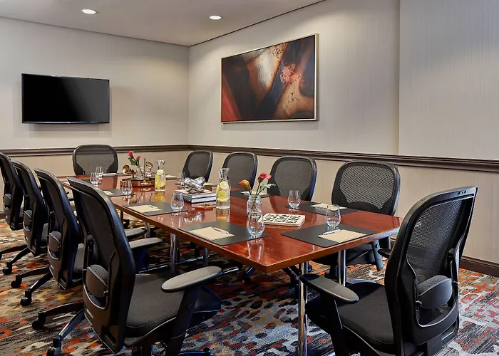Renaissance Chicago 4* Glenview