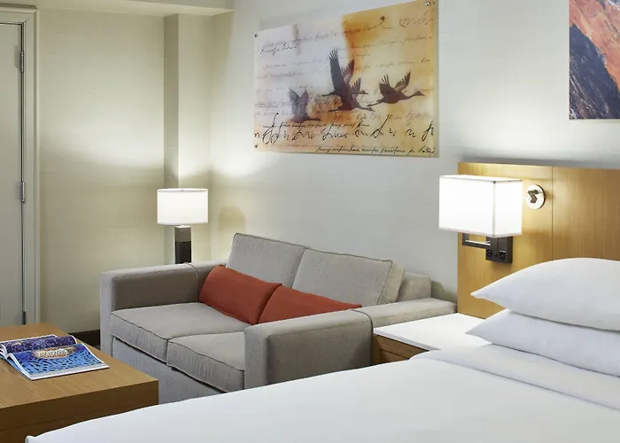 Hotel Renaissance Chicago